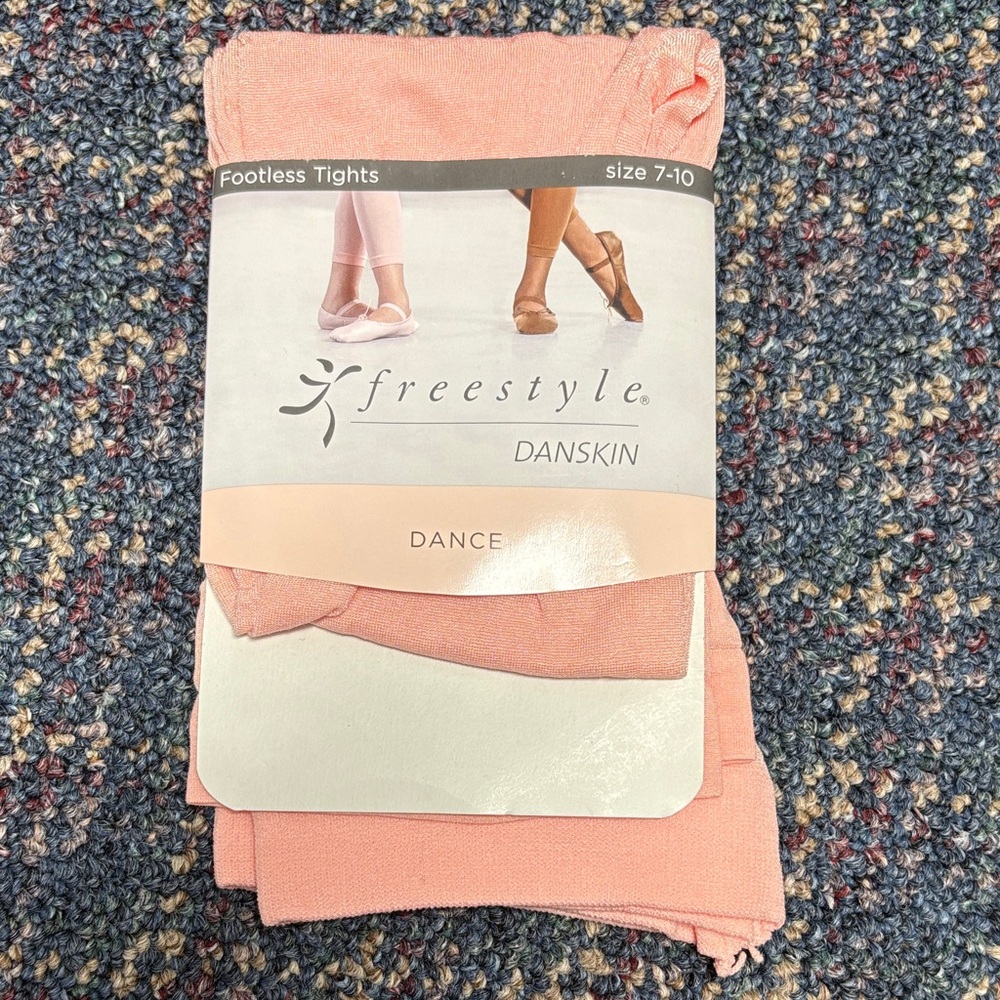 New Danskin footless tights for dance in pink for girls size 7-10